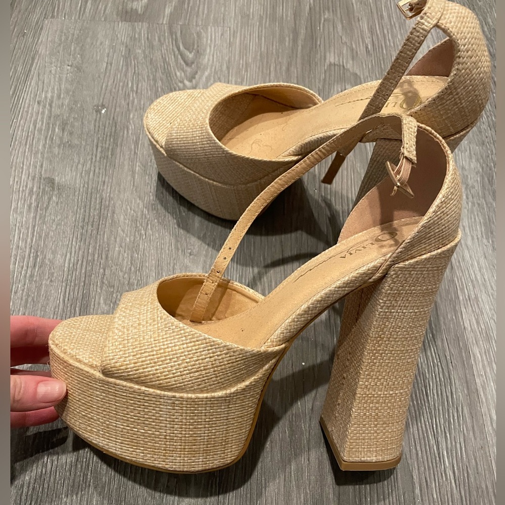 Vici Beige Raffia Platform Block Heels